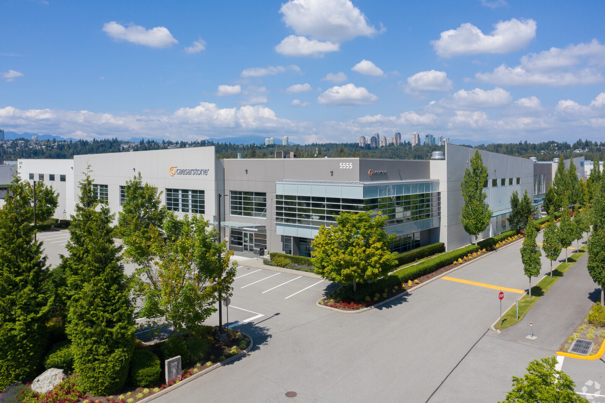 5555 Trapp Ave, Burnaby, BC for sale Primary Photo- Image 1 of 1