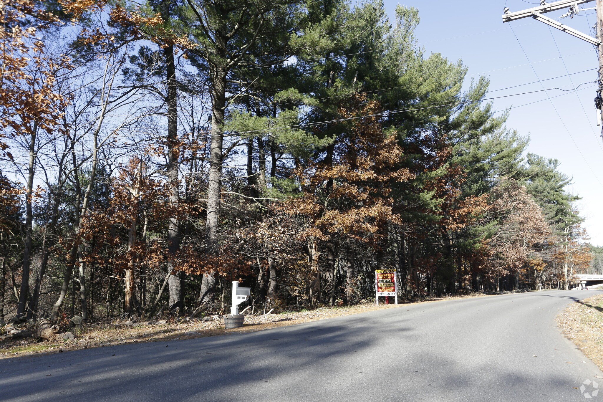127 Fordway Ext, Derry, NH for sale Primary Photo- Image 1 of 1