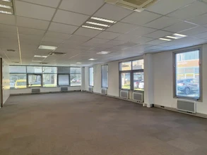 Office in Pessac for sale Interior Photo- Image 2 of 6