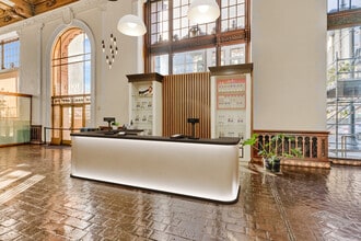 1000 Van Ness Ave, San Francisco, CA for lease Building Photo- Image 2 of 5