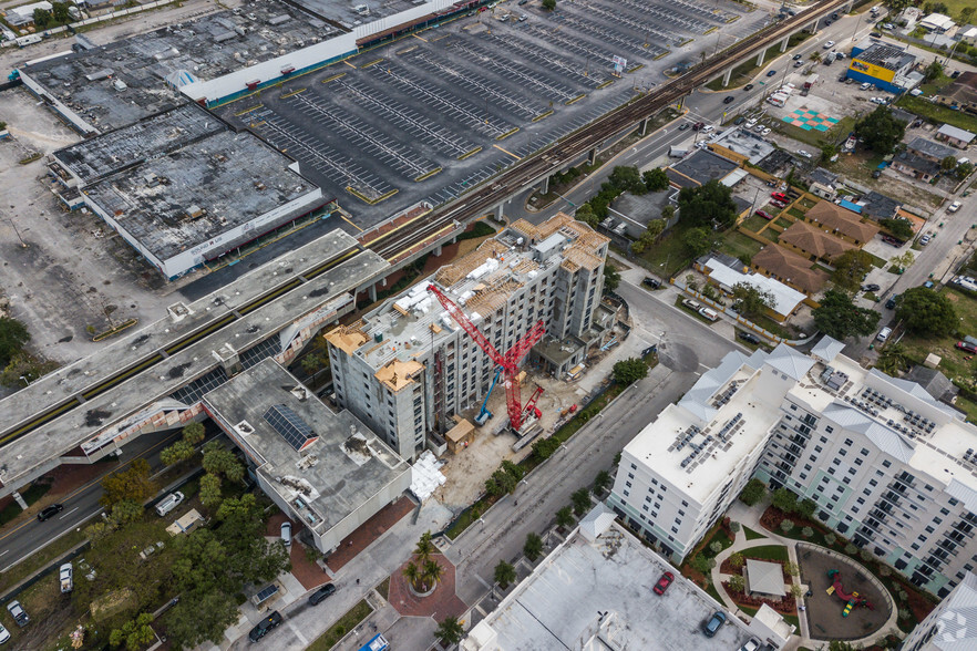 3160 NW 77th St, Miami, FL for lease - Aerial - Image 2 of 15