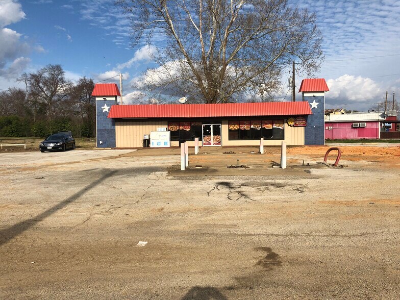 100 N Railroad Ave, Mount Enterprise, TX for sale - Building Photo - Image 1 of 1