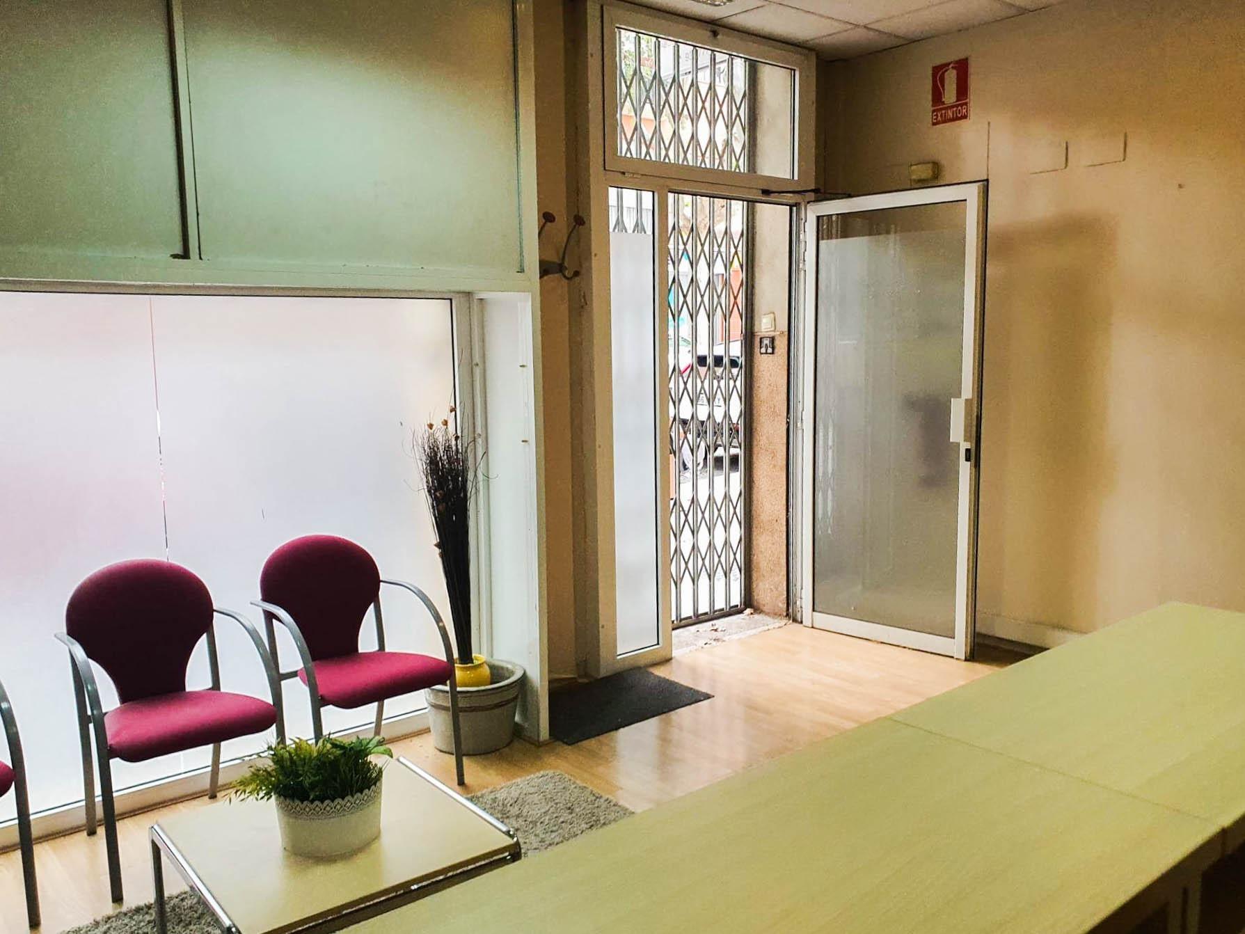 Retail in Esparreguera, Barcelona for lease Interior Photo- Image 1 of 19