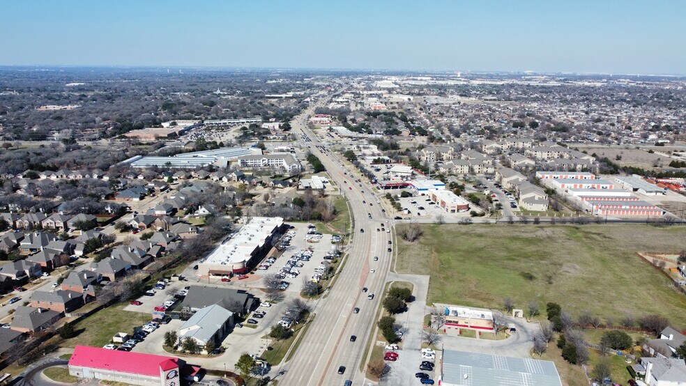 6204 S Cooper St, Arlington, TX for lease - Building Photo - Image 3 of 4