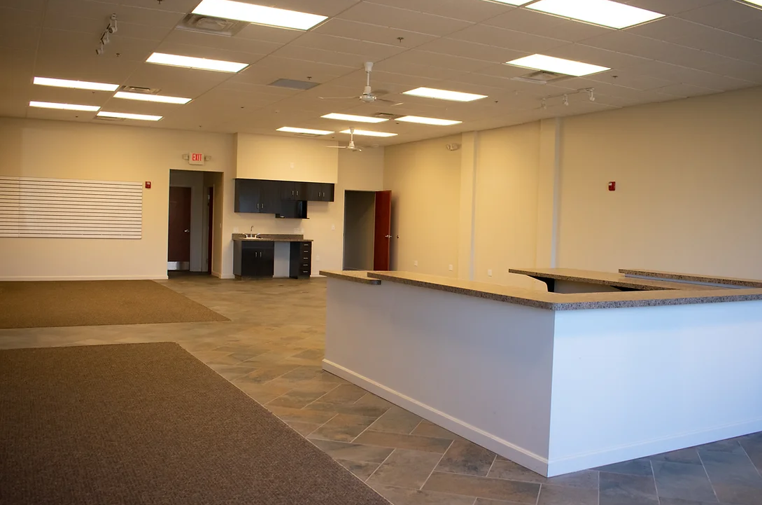 599 W Bagley Rd, Berea, OH for lease Interior Photo- Image 1 of 1