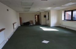 330 High St, West Bromwich for lease - Interior Photo - Image 2 of 4