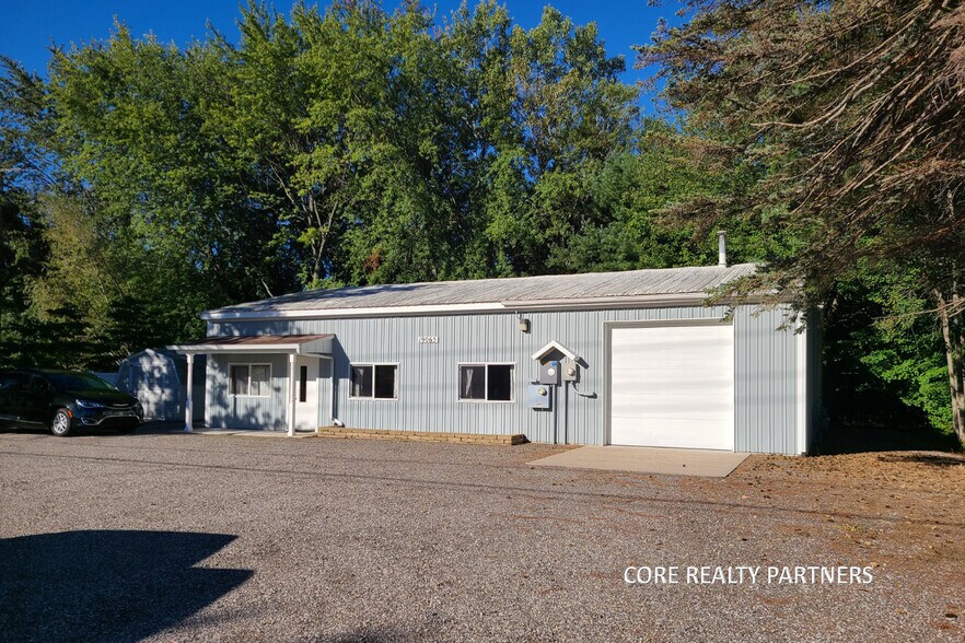 19065 174th Ave, Spring Lake, MI for sale - Building Photo - Image 1 of 1