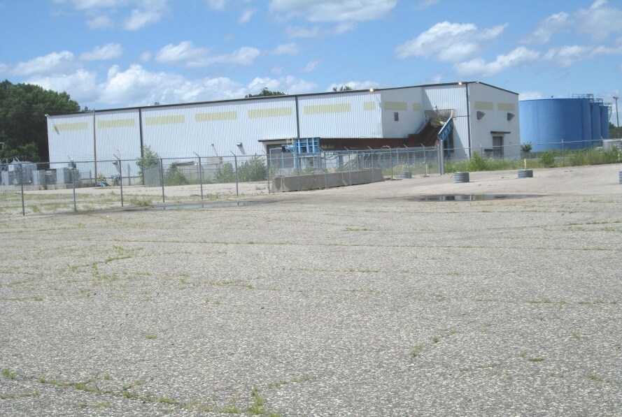 100 Wisconsin River Dr, Port Edwards, WI for sale Building Photo- Image 1 of 1