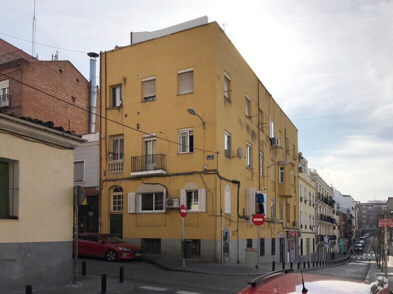 Multifamily in Madrid, Madrid for sale - Building Photo - Image 2 of 3