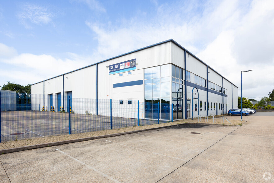 Talbot Rd, Fareham for lease - Primary Photo - Image 1 of 9