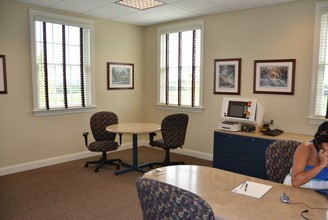 140 Clemens Rd, Harleysville, PA for lease Interior Photo- Image 2 of 3