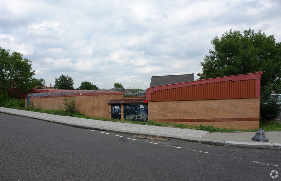 Malham Rd, London for sale - Building Photo - Image 1 of 1