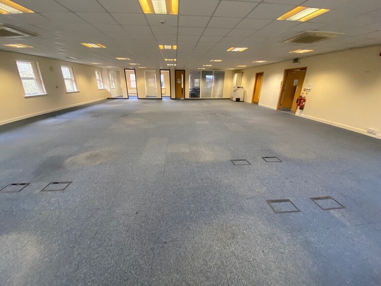 Commercial Rd, Darwen for sale - Interior Photo - Image 3 of 12