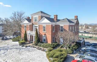29 Ravenscroft Dr, Asheville NC - Office Space