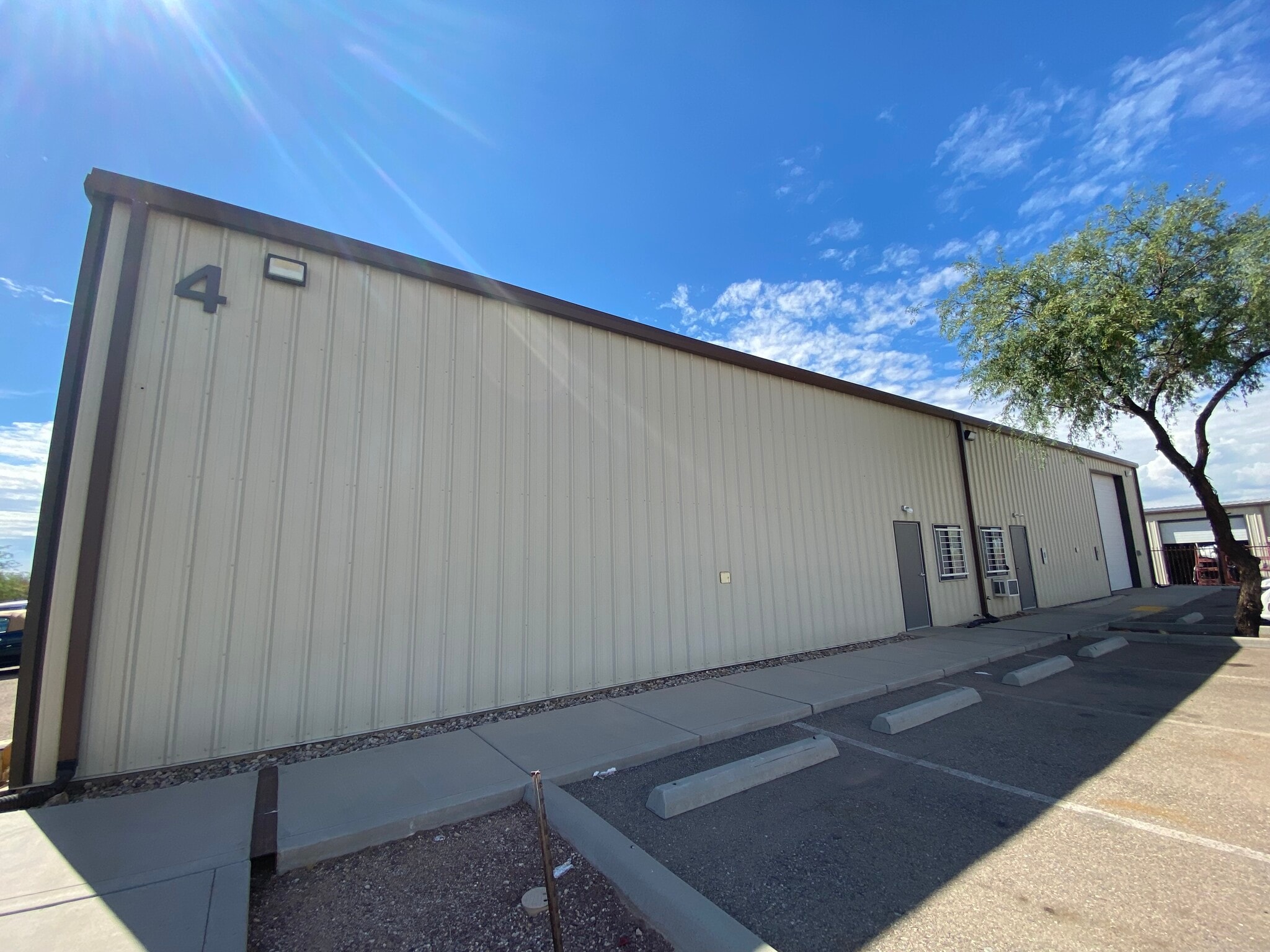 8300 E Valencia Rd, Tucson, AZ for lease Building Photo- Image 1 of 14