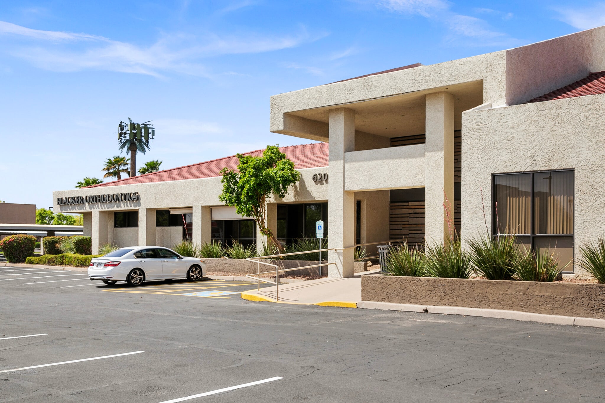 6200 S McClintock Dr, Tempe, AZ for lease Building Photo- Image 1 of 6