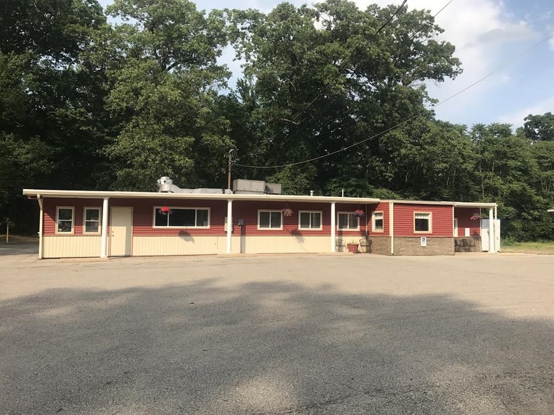 11114 Gun Lake Rd, Middleville, MI for sale - Primary Photo - Image 1 of 1