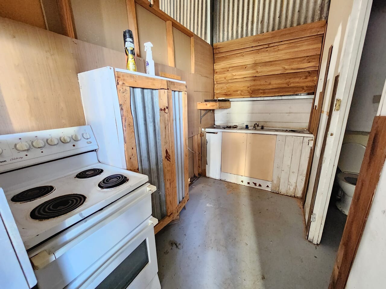 820C Bringelly Rd, Rossmore for lease Interior Photo- Image 1 of 6