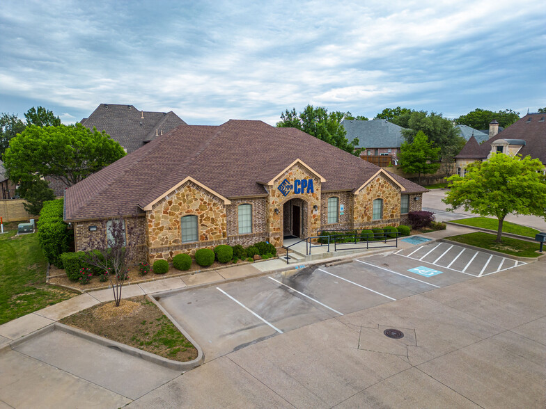 935 W Glade Rd, Hurst, TX for sale - Building Photo - Image 2 of 13