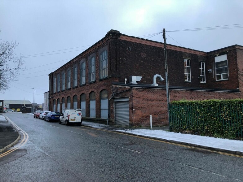 47 Princess St, Rochdale for sale - Primary Photo - Image 1 of 1