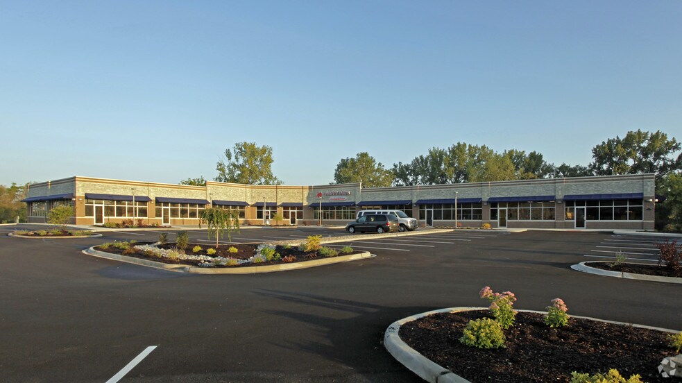 2645-2715 Main St, Highland, IN for sale - Primary Photo - Image 1 of 1