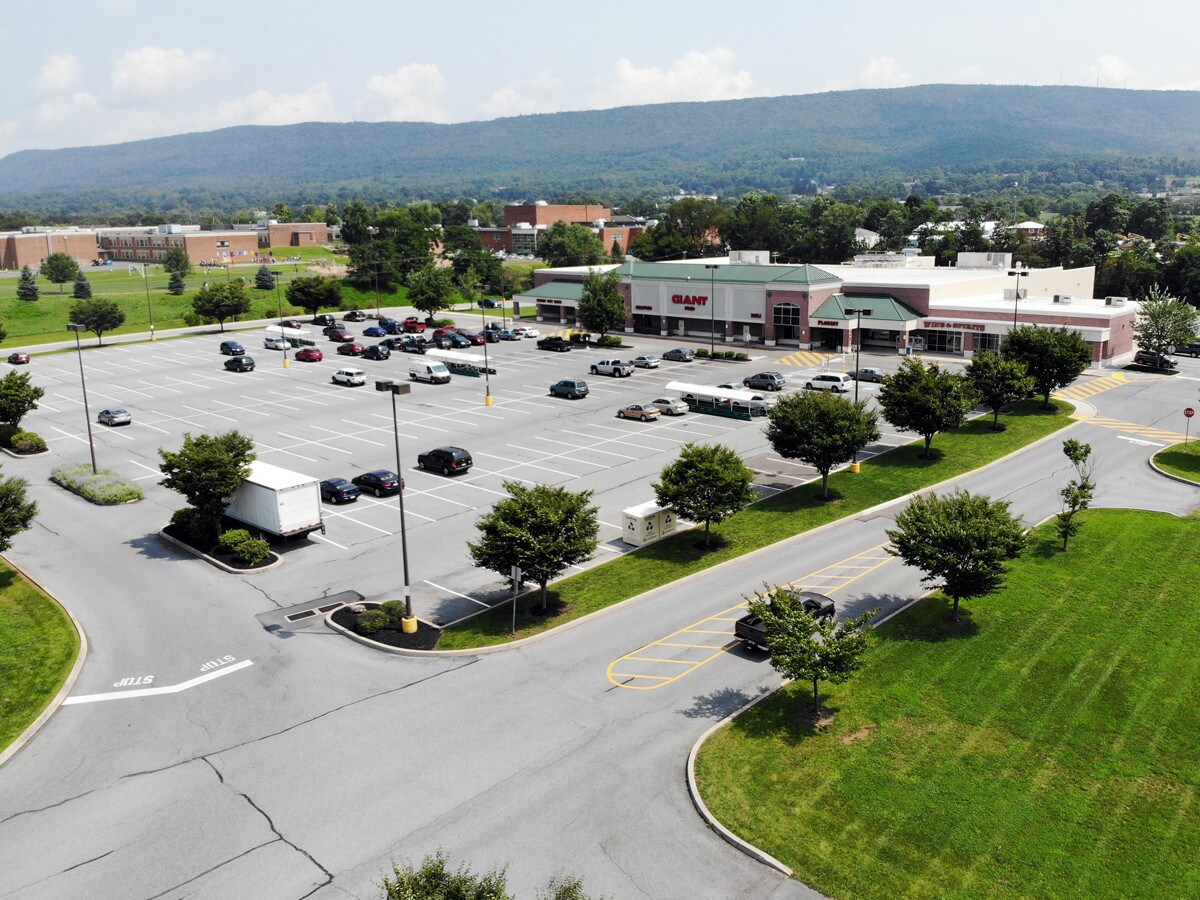 360 S 2nd St, Mcconnellsburg, PA 17233 Ayr Town Center