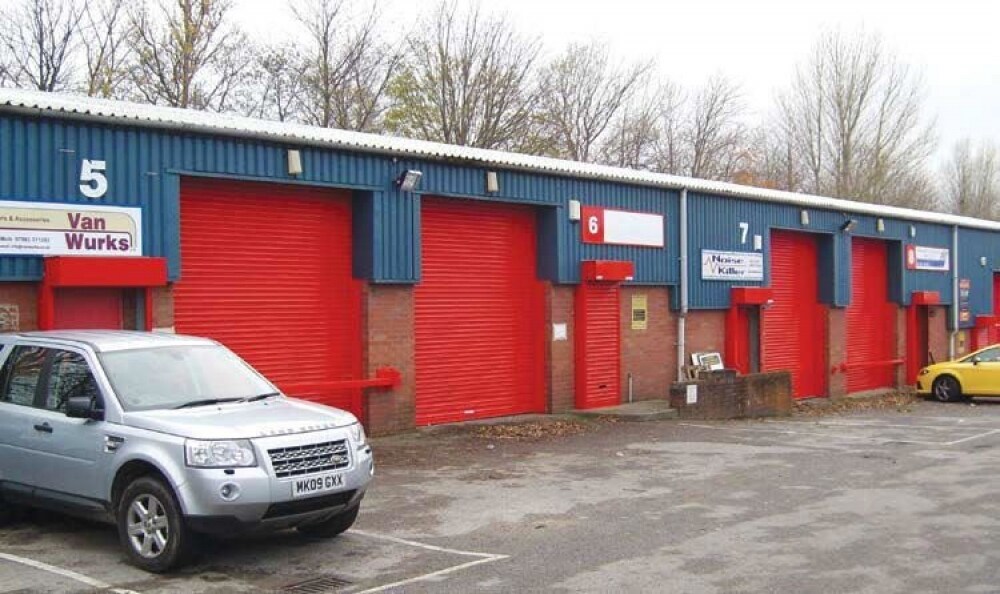 Edge Lane St, Oldham, LAN OL2 6DS