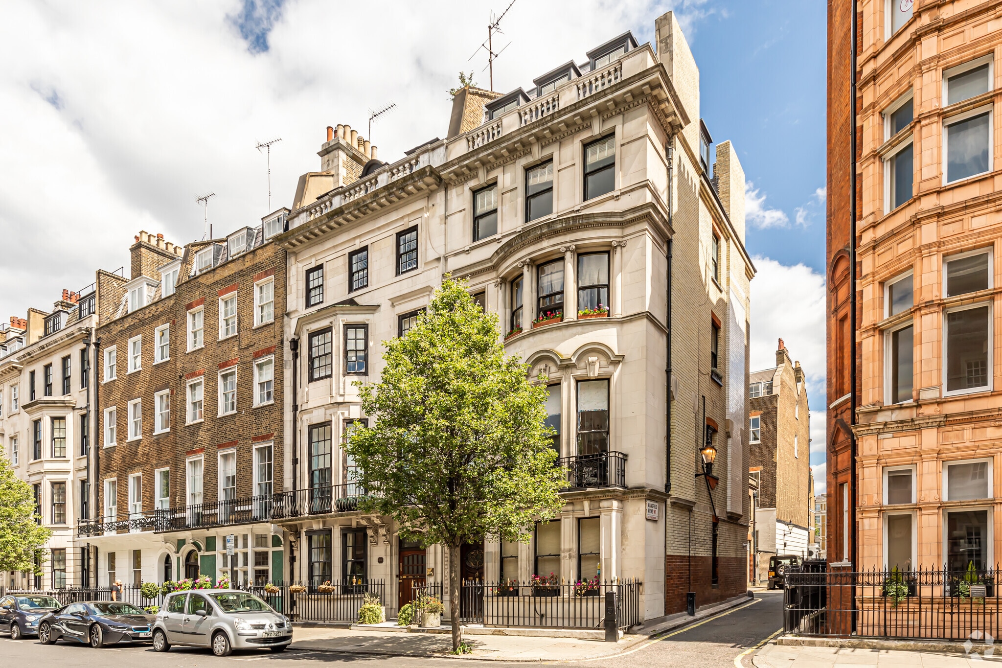 46 Harley St, London for sale Primary Photo- Image 1 of 1
