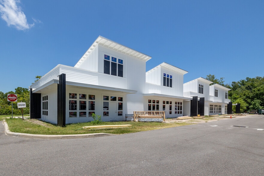 3220 Amelia Rd, Fernandina Beach, FL for lease - Construction Photo - Image 2 of 10