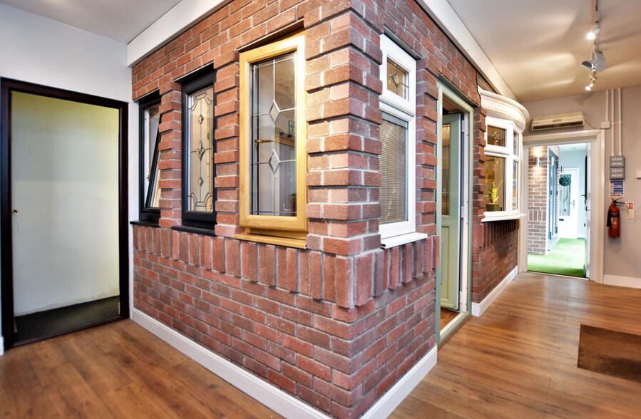 North Lonsdale Rd, Ulverston for lease - Interior Photo - Image 2 of 10