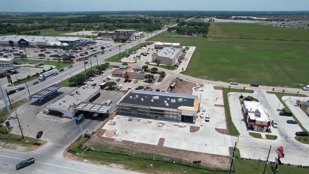 28151 Southwest Fwy, Rosenberg, TX for lease - Commercial Listing Video - Image 2 of 7