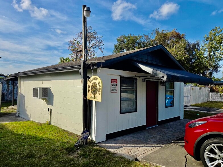1201 W Fairbanks Ave, Orlando, FL for lease - Building Photo - Image 3 of 14