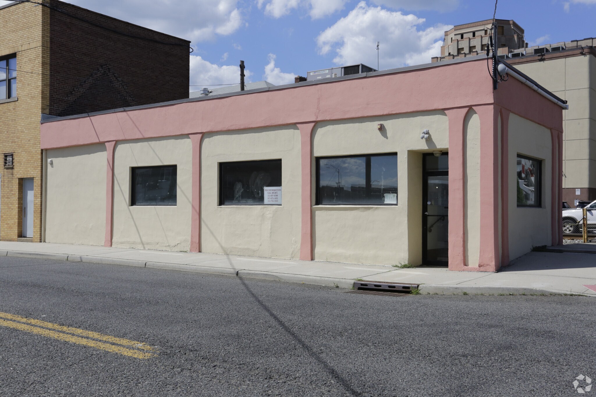 12 E Mercer St, Hackensack, NJ for sale Primary Photo- Image 1 of 1