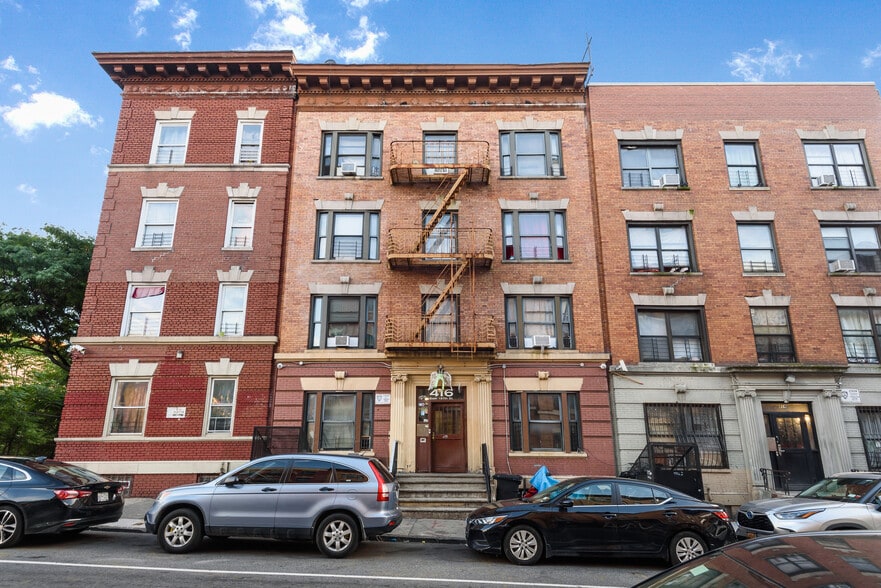 416 E 187th St, Bronx, NY 10458 - Multifamily for Sale | LoopNet