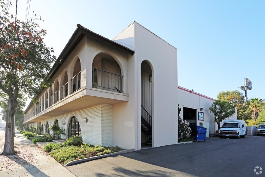 11562-11590 Trask Ave, Garden Grove, CA for lease - Building Photo - Image 2 of 13