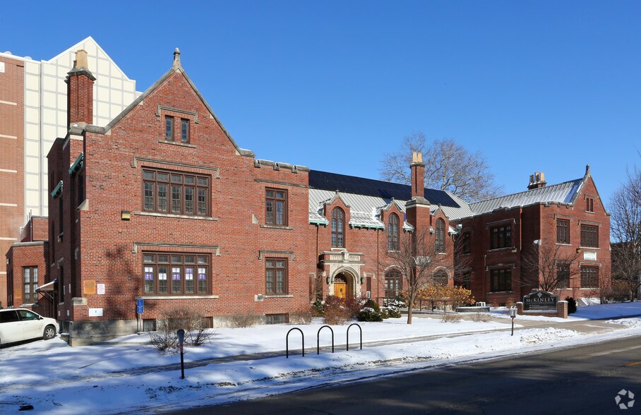 809 S 5th St, Champaign, IL for sale - Primary Photo - Image 1 of 1
