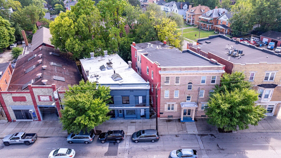 4108 Montgomery Rd, Cincinnati, OH for sale - Building Photo - Image 3 of 19