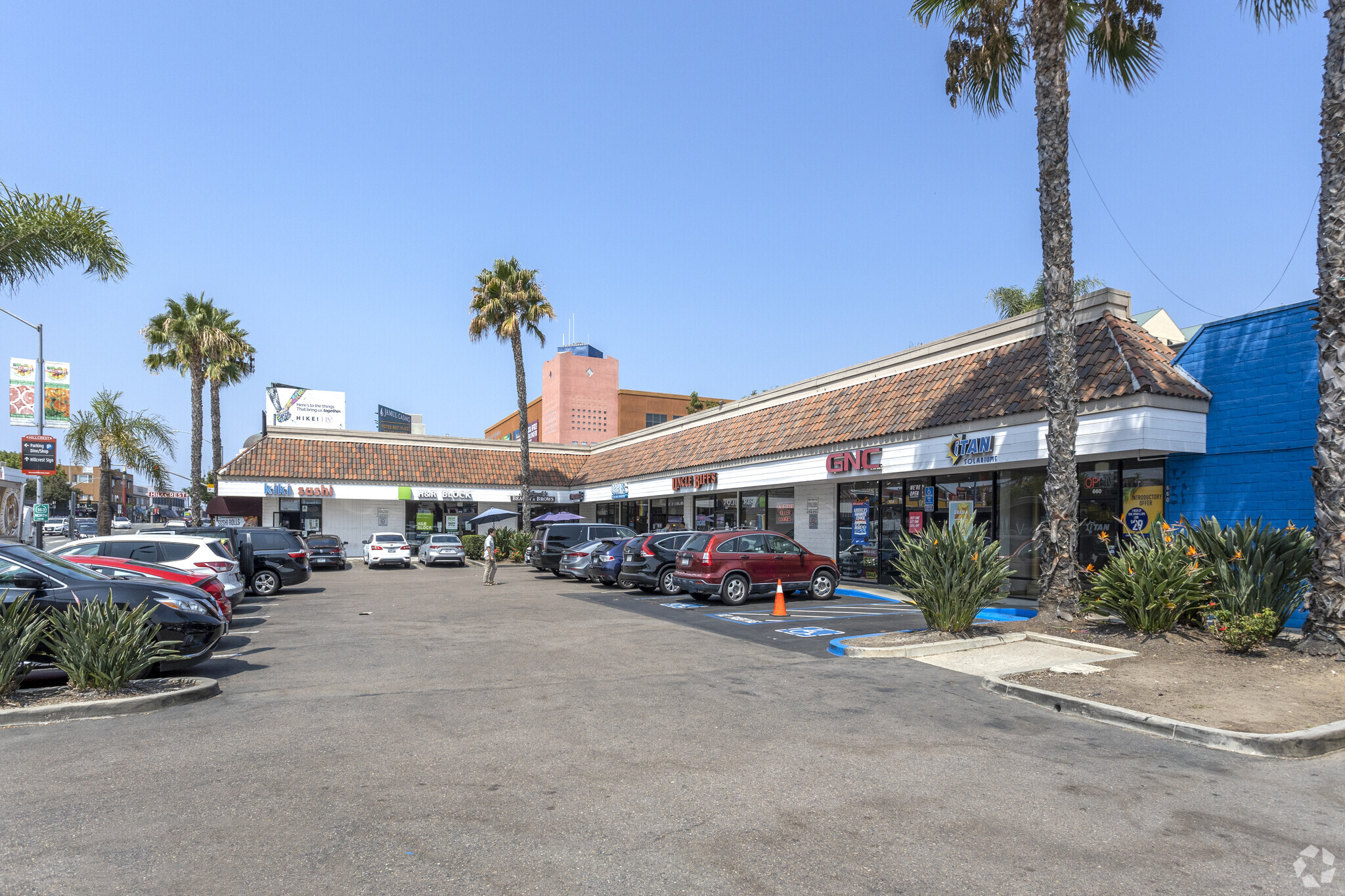 600-696 University Ave, San Diego, CA for lease Building Photo- Image 1 of 12