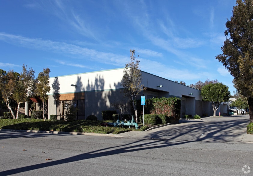1199 Avenida Acaso, Camarillo, CA for lease - Primary Photo - Image 1 of 3