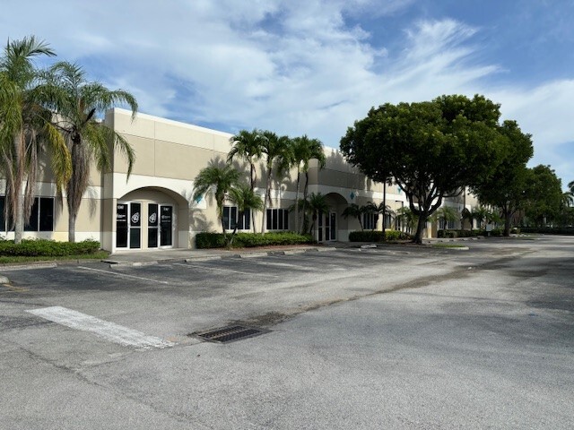 5305-5349 NW 108th Ave, Sunrise, FL for lease - Building Photo - Image 3 of 4