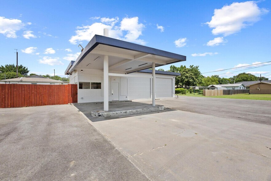 1905 E Lamar St, Sherman, TX for sale - Building Photo - Image 1 of 1