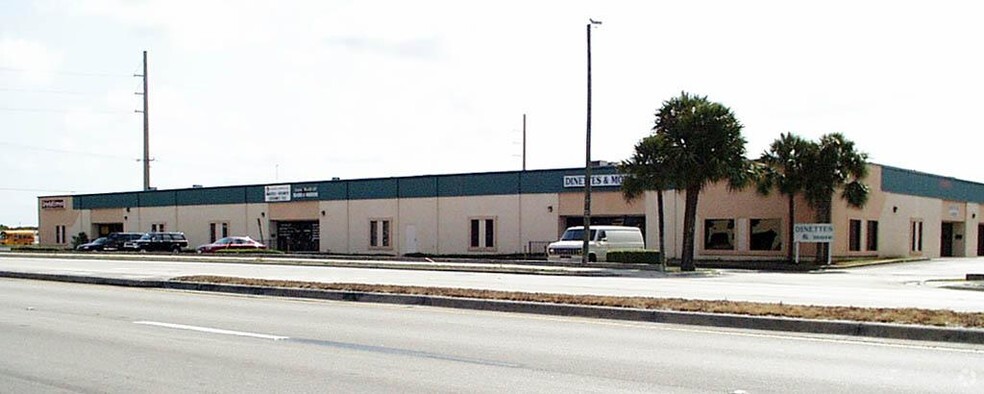 3500 45th St, West Palm Beach, FL for lease - Building Photo - Image 2 of 12