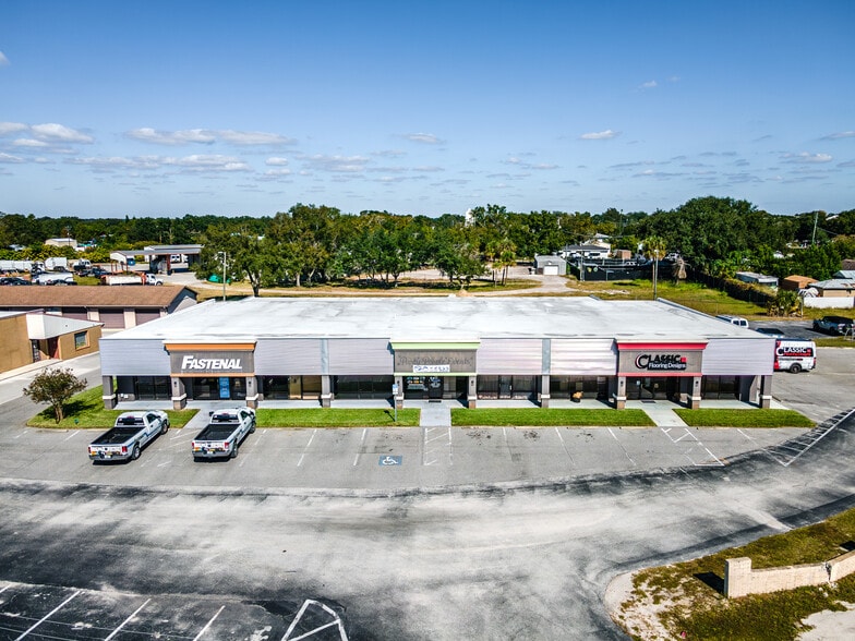 904-910 Magnolia Ave, Auburndale, FL for sale - Building Photo - Image 2 of 11