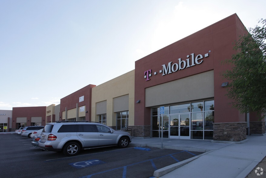 79485 Highway 111, La Quinta, CA for lease - Primary Photo - Image 1 of 20