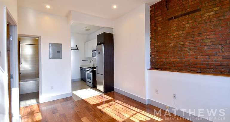 382 Kosciusko St, Brooklyn, NY for sale - Building Photo - Image 2 of 7