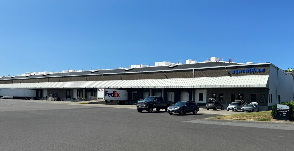 11305 SE Jennifer St, Clackamas, OR for sale - Building Photo - Image 1 of 1