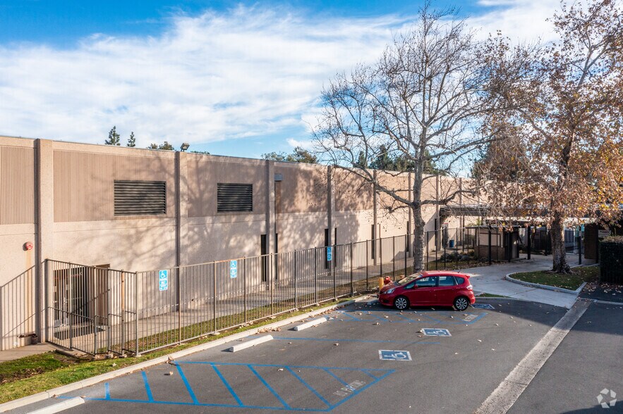 250 S Kraemer Blvd, Brea, CA for sale - Building Photo - Image 2 of 5