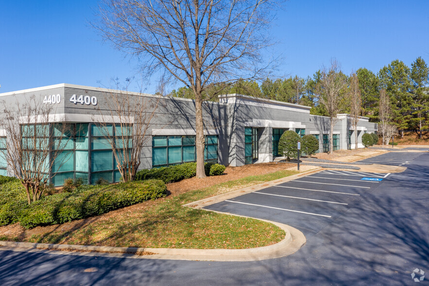 4300 Alexander Dr, Alpharetta, GA for lease - Building Photo - Image 1 of 8