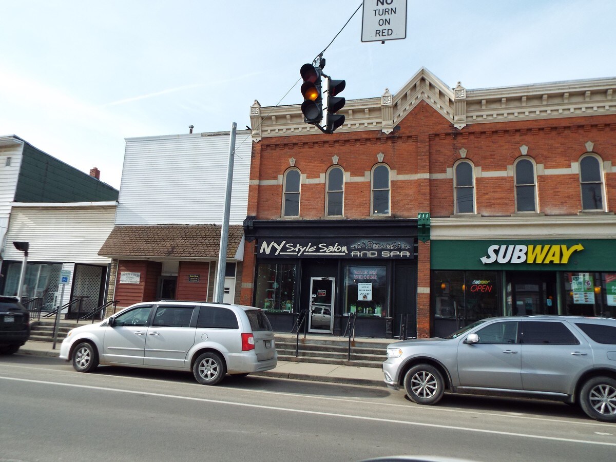 2 S Main St, Portville, NY 14770