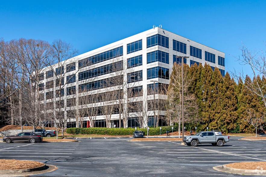 3100 Interstate N Cir, Atlanta, GA for lease - Building Photo - Image 3 of 30